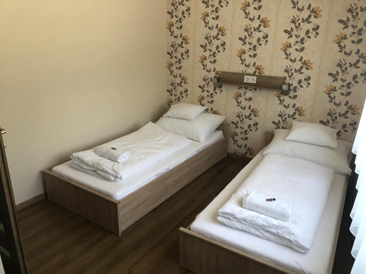 Apartamento Bettina Vendégház Kiskoros Exterior foto